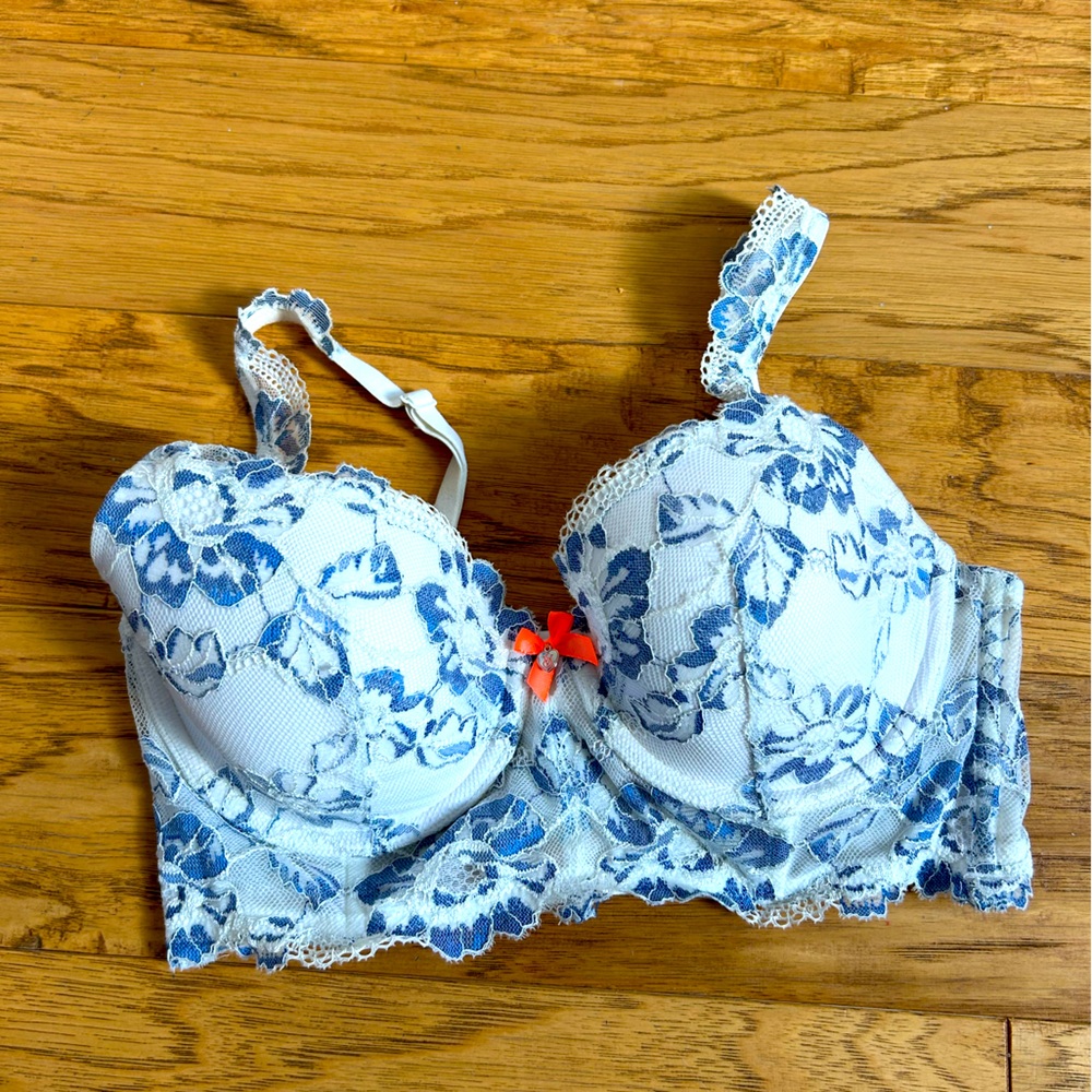 VS Lace Bra